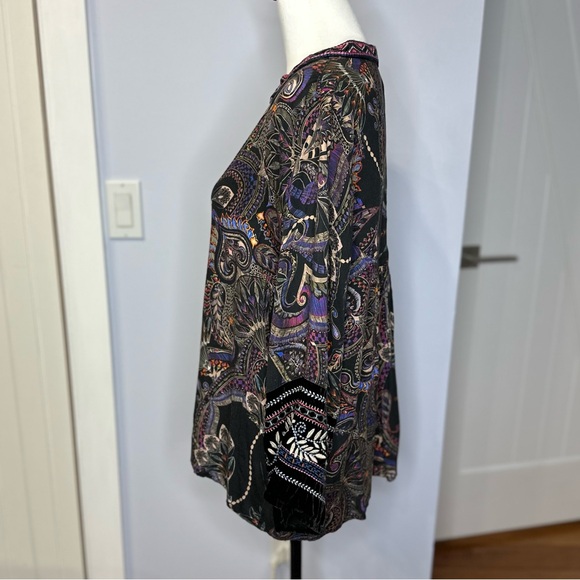 Johnny Was Paisley Print blouse w/black velvet trims and embroidery. SZ L EUC - Picture 2 of 12